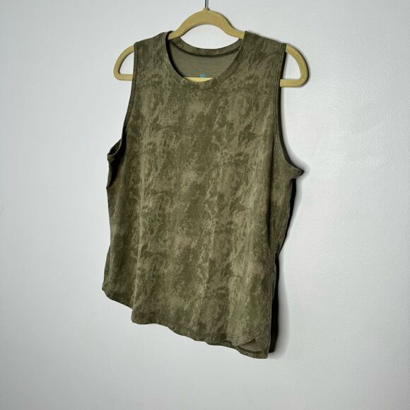Kuhl army green tank top size large - Picture 2 of 5
